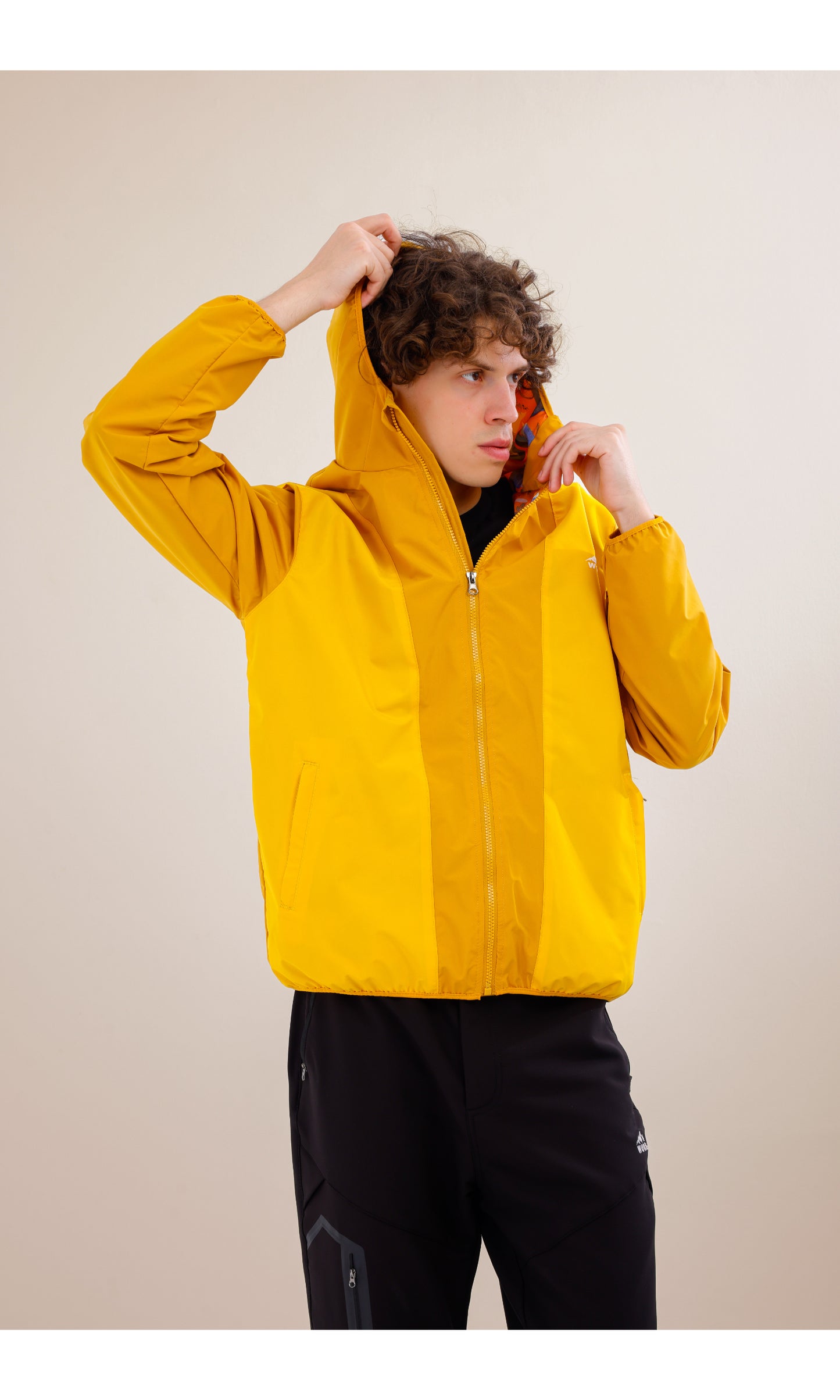 Rain Flex Ultra Hafif Su Geçirmez Yağmurluk – Sarı/Hardal (Gün Işığı İkilisi), Çantaya Dönüşen Tasarım